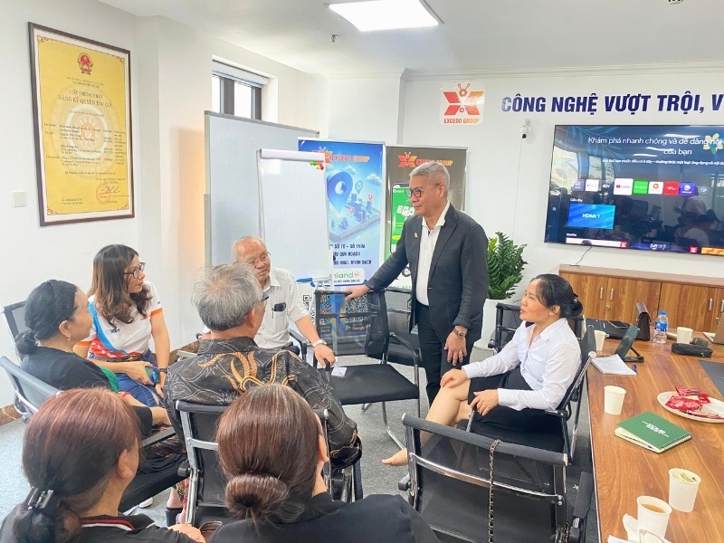 Excedo Hanoi Opens First Training Class After One Week of Opening